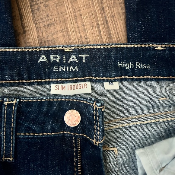 Women’s Ariat trouser jeans 30L - Picture 3 of 4